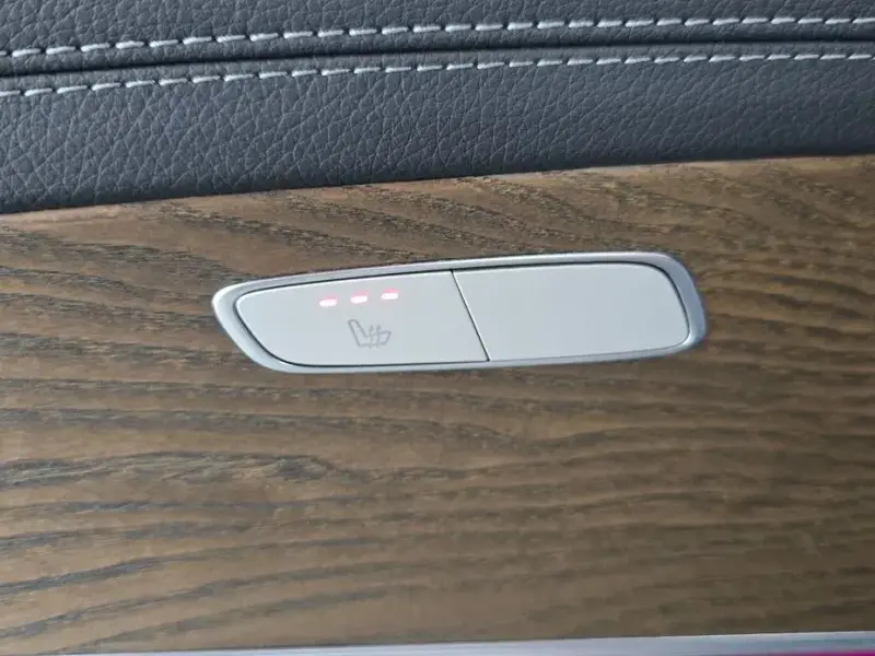 2021 Mercedes-Benz E-Класс с пробегом 100 497 км