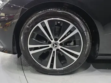 2021 Mercedes-Benz E-Класс с пробегом 72 976 км