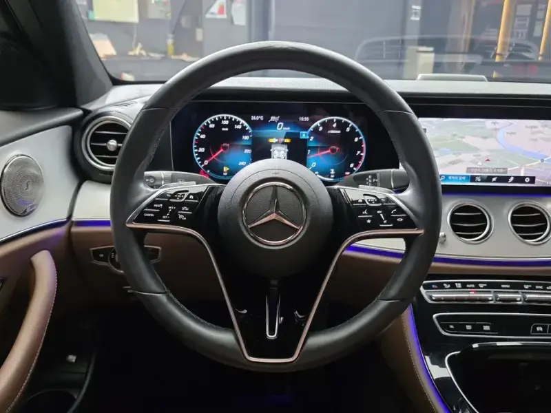 2021 Mercedes-Benz E-Класс с пробегом 72 976 км