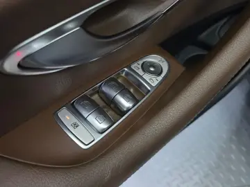 2021 Mercedes-Benz E-Класс с пробегом 72 976 км