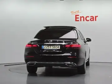 2021 Mercedes-Benz E-Класс с пробегом 71 870 км