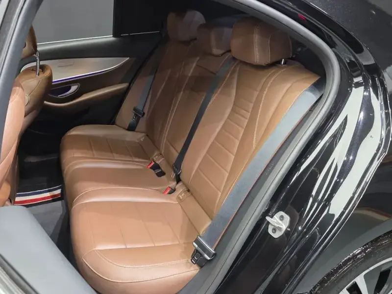 2021 Mercedes-Benz E-Класс с пробегом 72 976 км