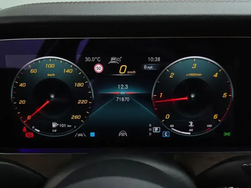 2021 Mercedes-Benz E-Класс с пробегом 71 870 км