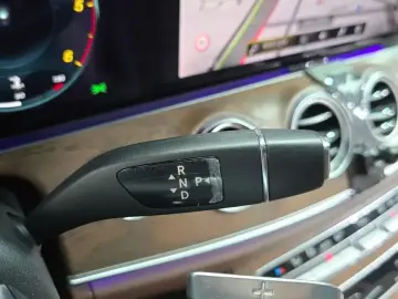 2021 Mercedes-Benz E-Класс с пробегом 71 870 км