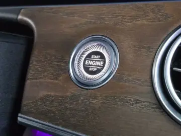 2021 Mercedes-Benz E-Класс с пробегом 71 870 км
