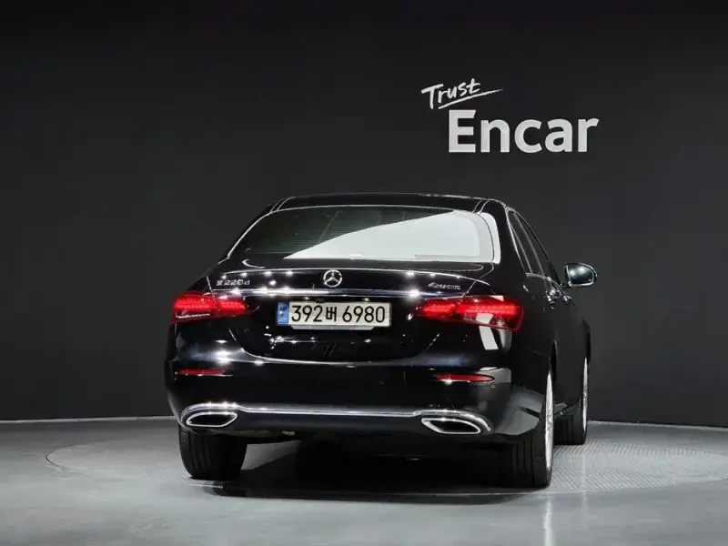 2021 Mercedes-Benz E-Класс с пробегом 91 925 км