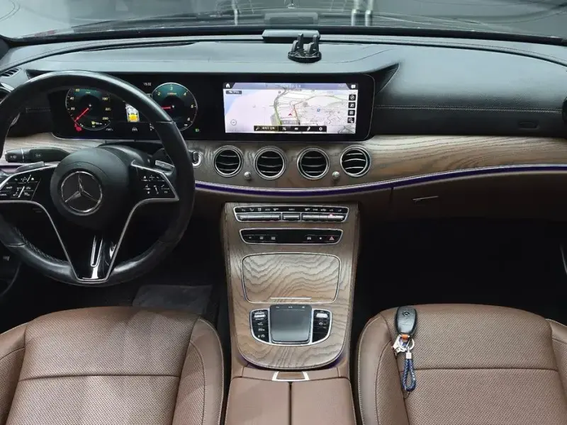 2021 Mercedes-Benz E-Класс с пробегом 91 925 км