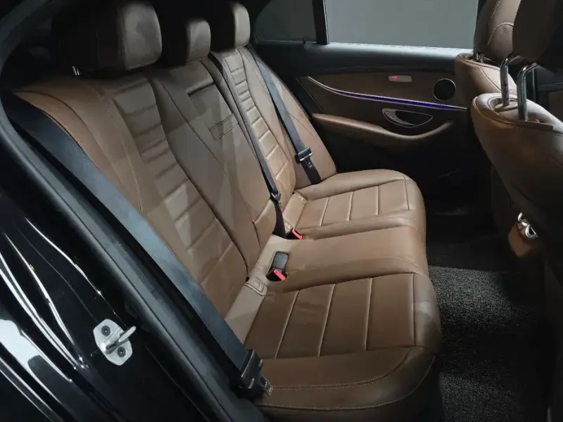 2021 Mercedes-Benz E-Класс с пробегом 91 925 км
