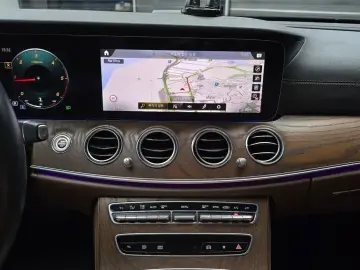 2021 Mercedes-Benz E-Класс с пробегом 91 925 км