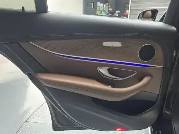 2021 Mercedes-Benz E-Класс с пробегом 91 925 км