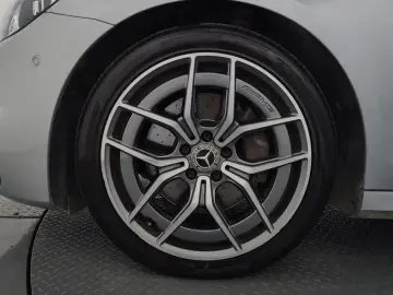 2022 Mercedes-Benz E-Класс с пробегом 47 996 км