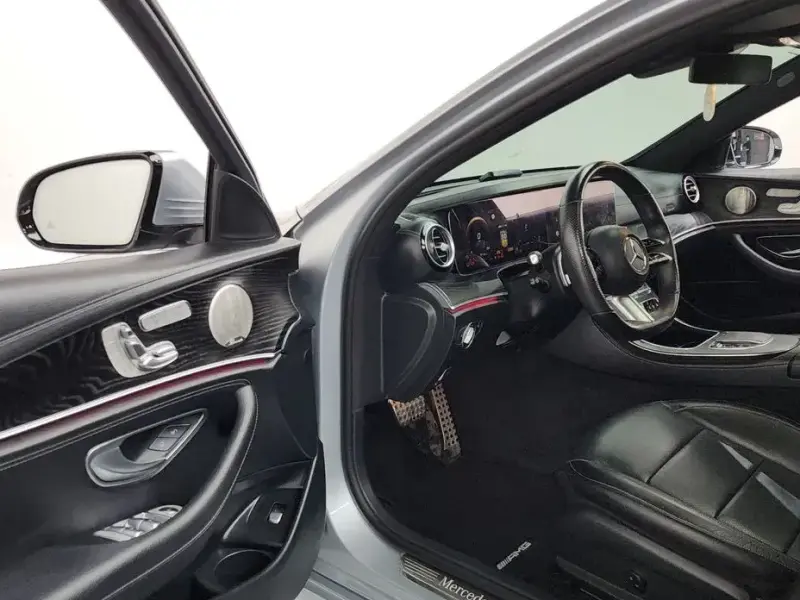 2022 Mercedes-Benz E-Класс с пробегом 47 996 км