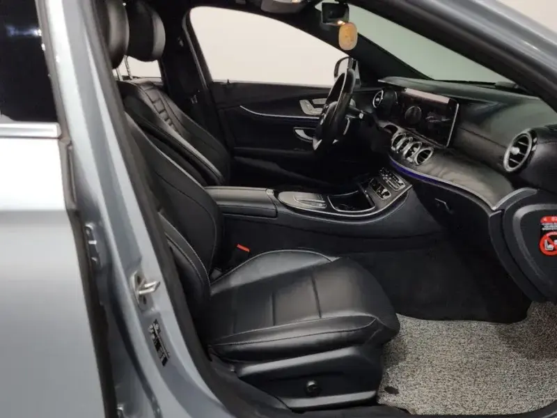 2022 Mercedes-Benz E-Класс с пробегом 47 996 км