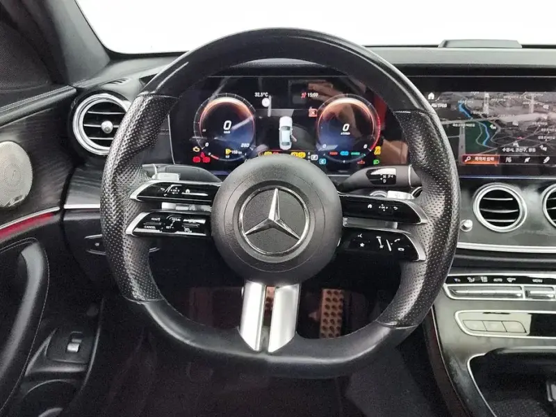 2022 Mercedes-Benz E-Класс с пробегом 47 996 км