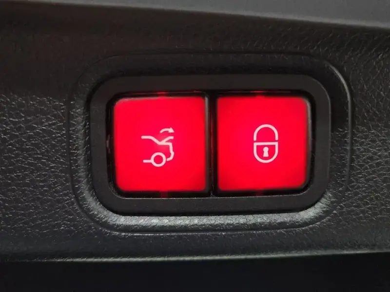 2022 Mercedes-Benz E-Класс с пробегом 47 996 км