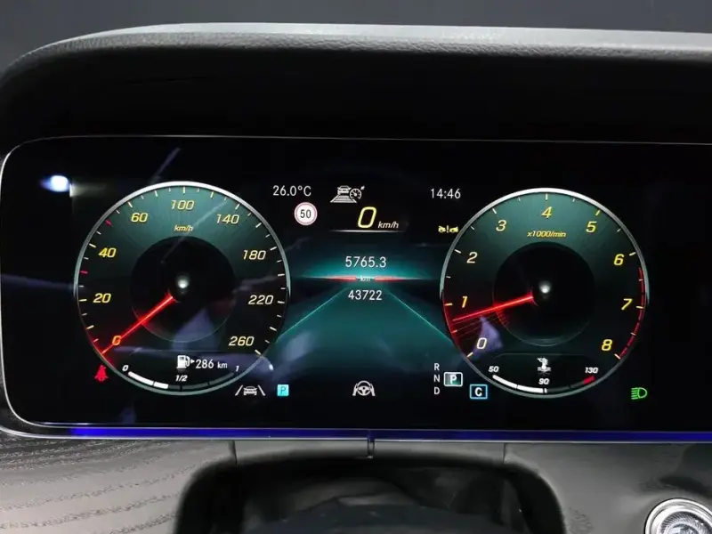 2023 Mercedes-Benz E-Класс с пробегом 43 722 км