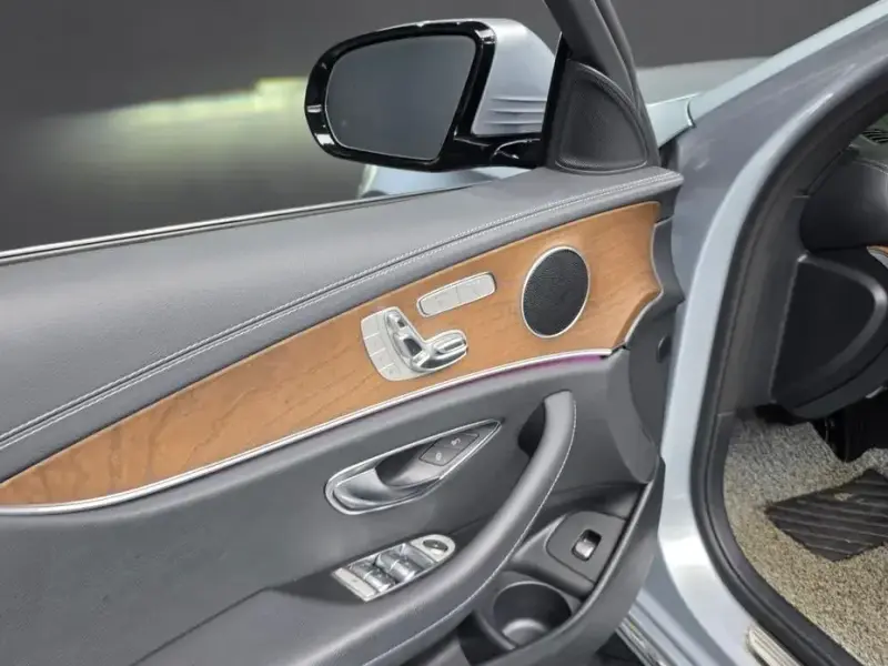 2021 Mercedes-Benz E-Класс с пробегом 87 953 км