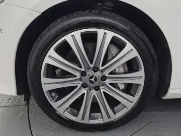 2021 Mercedes-Benz E-Класс с пробегом 121 151 км