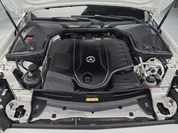 2021 Mercedes-Benz E-Класс с пробегом 121 151 км