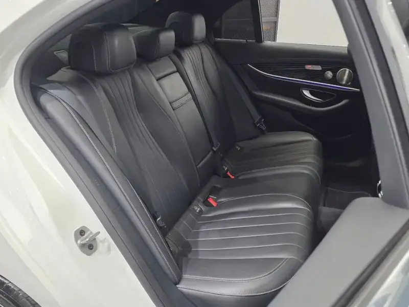 2021 Mercedes-Benz E-Класс с пробегом 121 151 км
