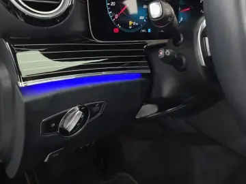2021 Mercedes-Benz E-Класс с пробегом 121 151 км