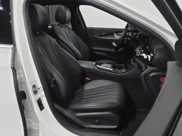 2021 Mercedes-Benz E-Класс с пробегом 121 151 км