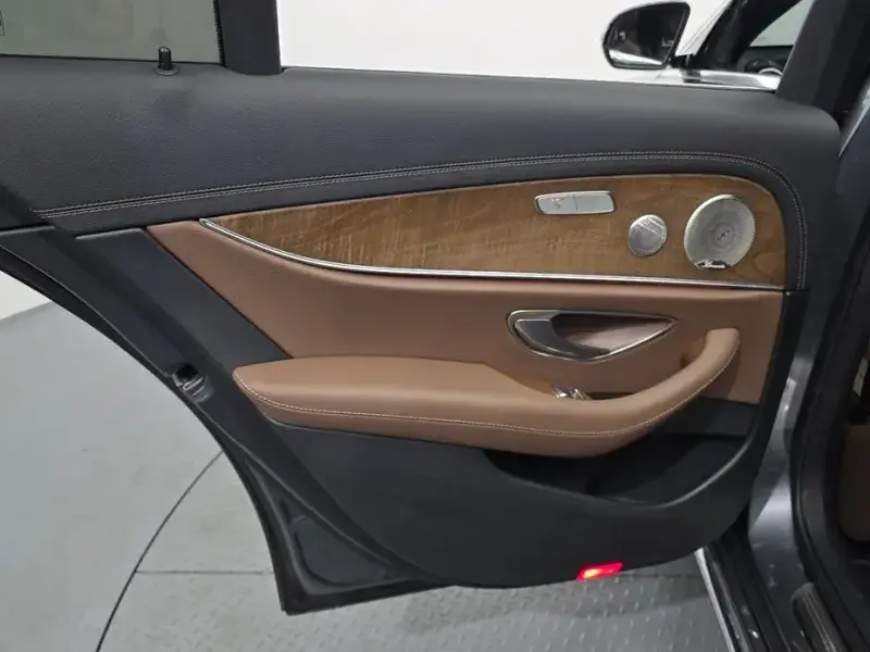 2021 Mercedes-Benz E-Класс с пробегом 88 292 км
