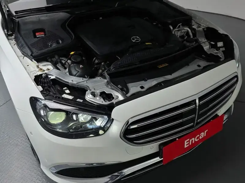 2023 Mercedes-Benz E-Класс с пробегом 6 946 км