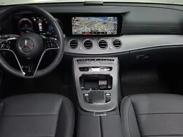 2023 Mercedes-Benz E-Класс с пробегом 6 946 км