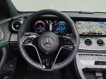 2023 Mercedes-Benz E-Класс с пробегом 6 946 км