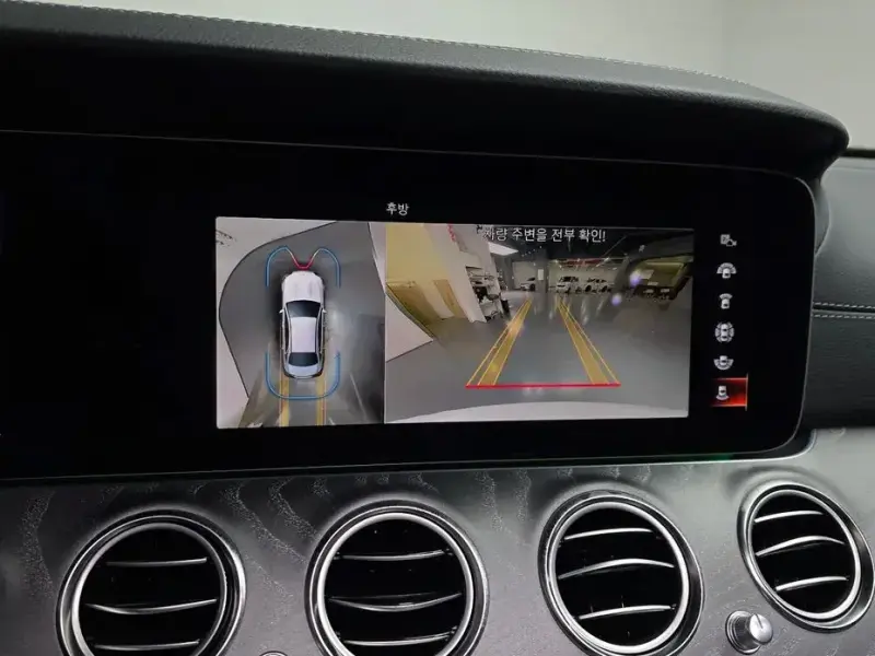 2023 Mercedes-Benz E-Класс с пробегом 6 946 км