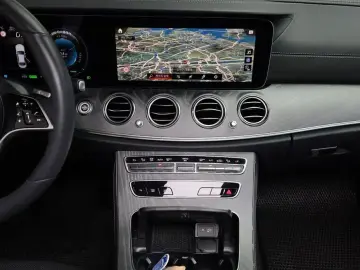 2023 Mercedes-Benz E-Класс с пробегом 6 946 км