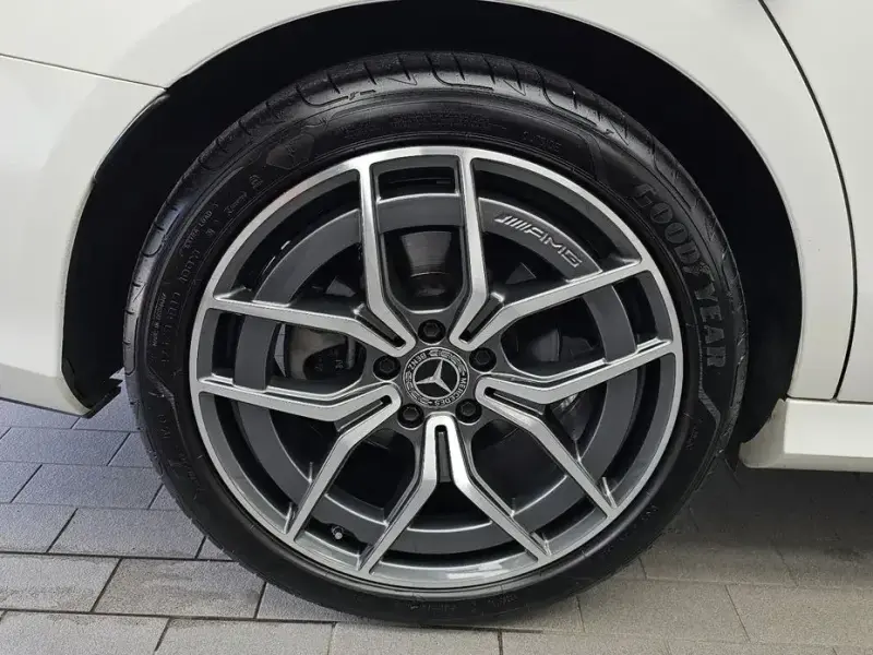 2023 Mercedes-Benz E-Класс с пробегом 35 591 км