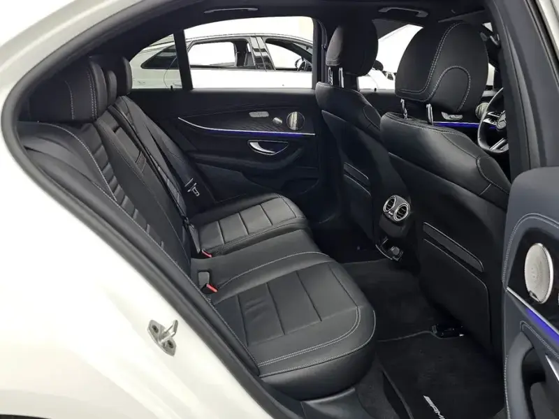 2023 Mercedes-Benz E-Класс с пробегом 35 591 км