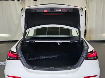 2023 Mercedes-Benz E-Класс с пробегом 35 591 км