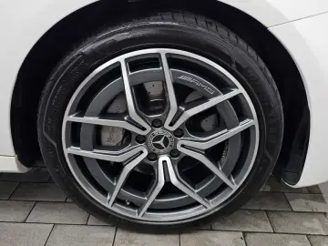 2023 Mercedes-Benz E-Класс с пробегом 35 591 км
