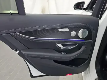 2023 Mercedes-Benz E-Класс с пробегом 35 591 км