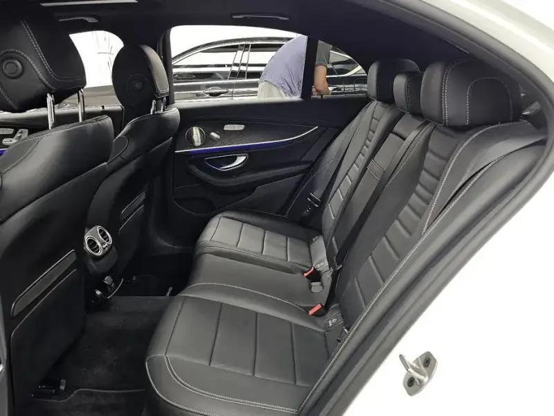 2023 Mercedes-Benz E-Класс с пробегом 35 591 км