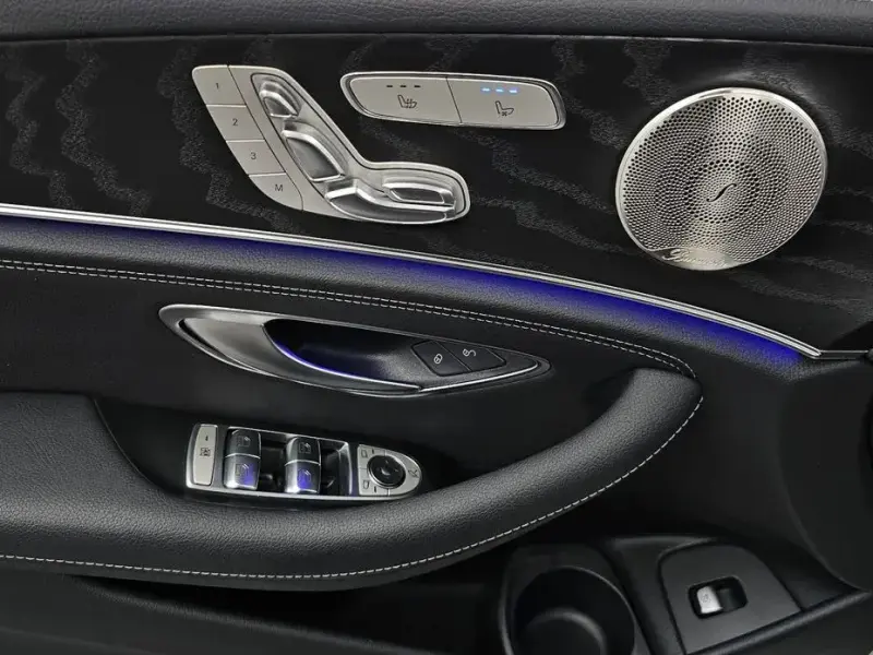 2023 Mercedes-Benz E-Класс с пробегом 35 591 км