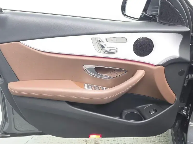 2021 Mercedes-Benz E-Класс с пробегом 51 188 км
