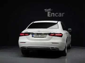 2022 Mercedes-Benz E-Класс с пробегом 37 630 км