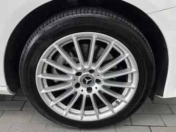 2022 Mercedes-Benz E-Класс с пробегом 37 630 км
