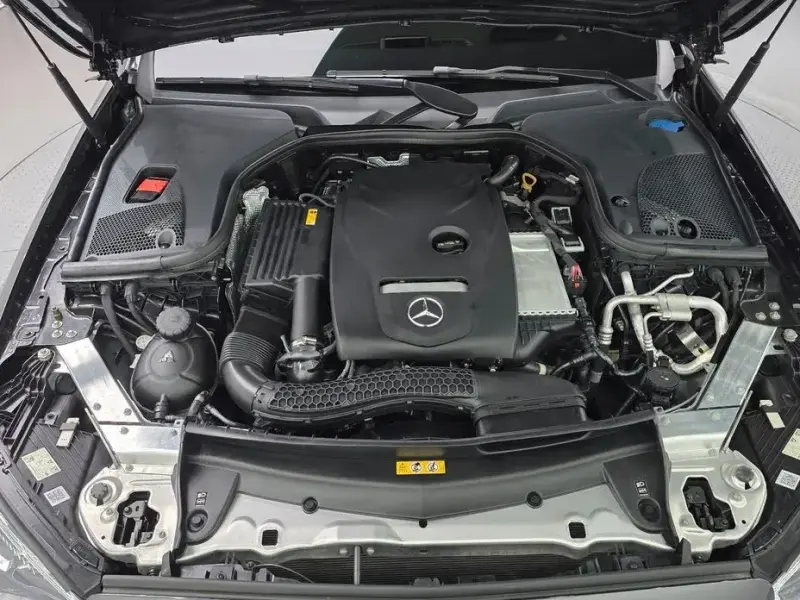 2023 Mercedes-Benz E-Класс с пробегом 22 315 км