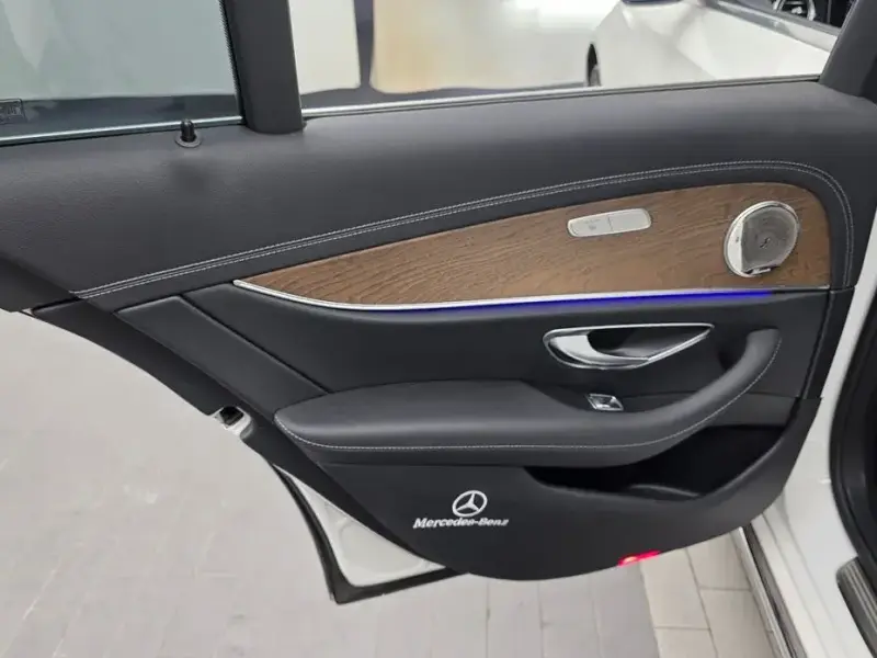 2022 Mercedes-Benz E-Класс с пробегом 37 630 км