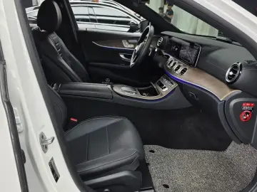 2022 Mercedes-Benz E-Класс с пробегом 37 630 км