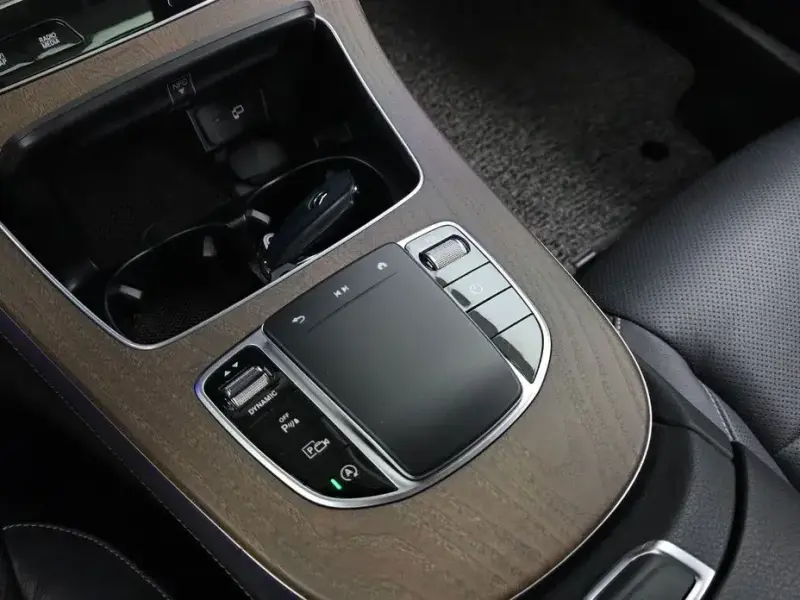 2022 Mercedes-Benz E-Класс с пробегом 37 630 км