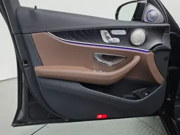 2023 Mercedes-Benz E-Класс с пробегом 22 315 км