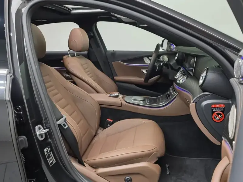 2023 Mercedes-Benz E-Класс с пробегом 22 315 км