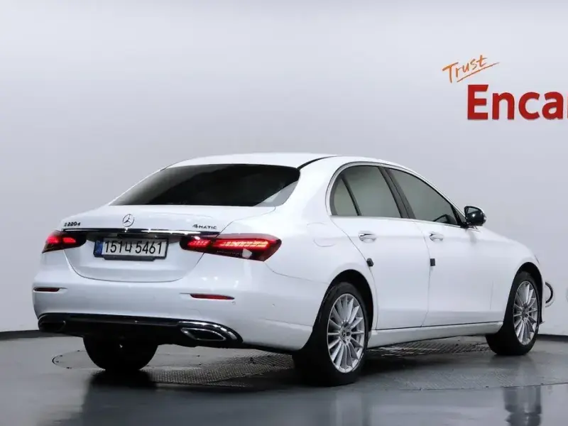 2021 Mercedes-Benz E-Класс с пробегом 42 487 км