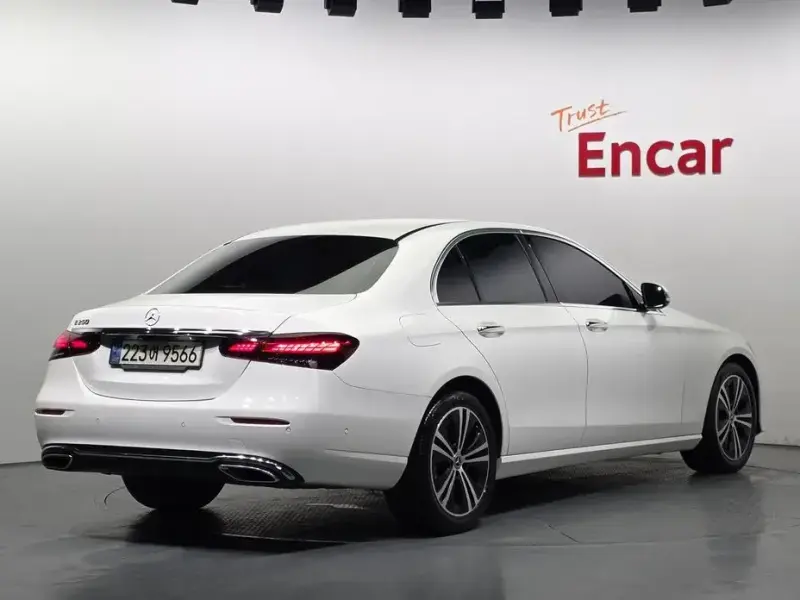 2021 Mercedes-Benz E-Класс с пробегом 58 383 км